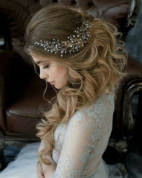 Romantik Gelin Saçı Modeli saç modelleri